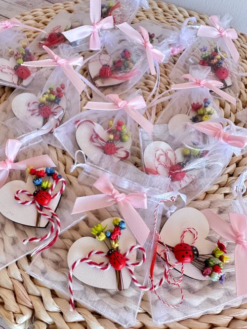 Martisor inima handmade tip brosa